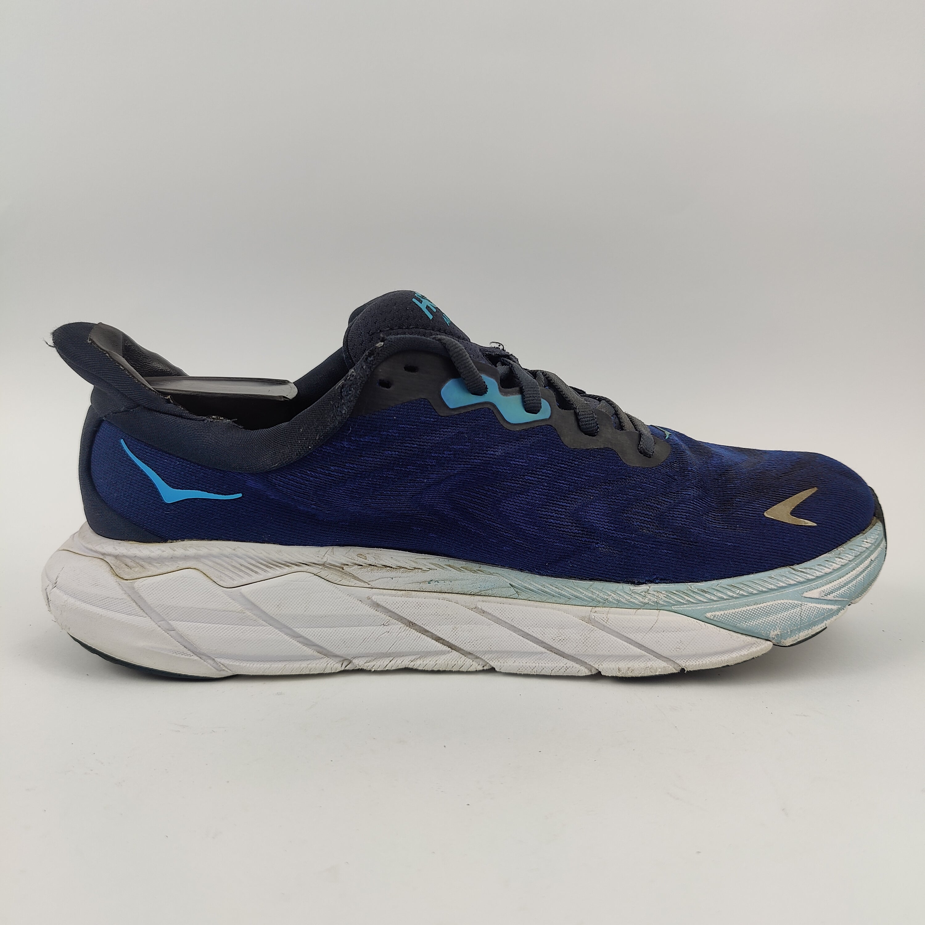 HOKA Arahi 6 (UK/PK 8) - 42 | Excellent