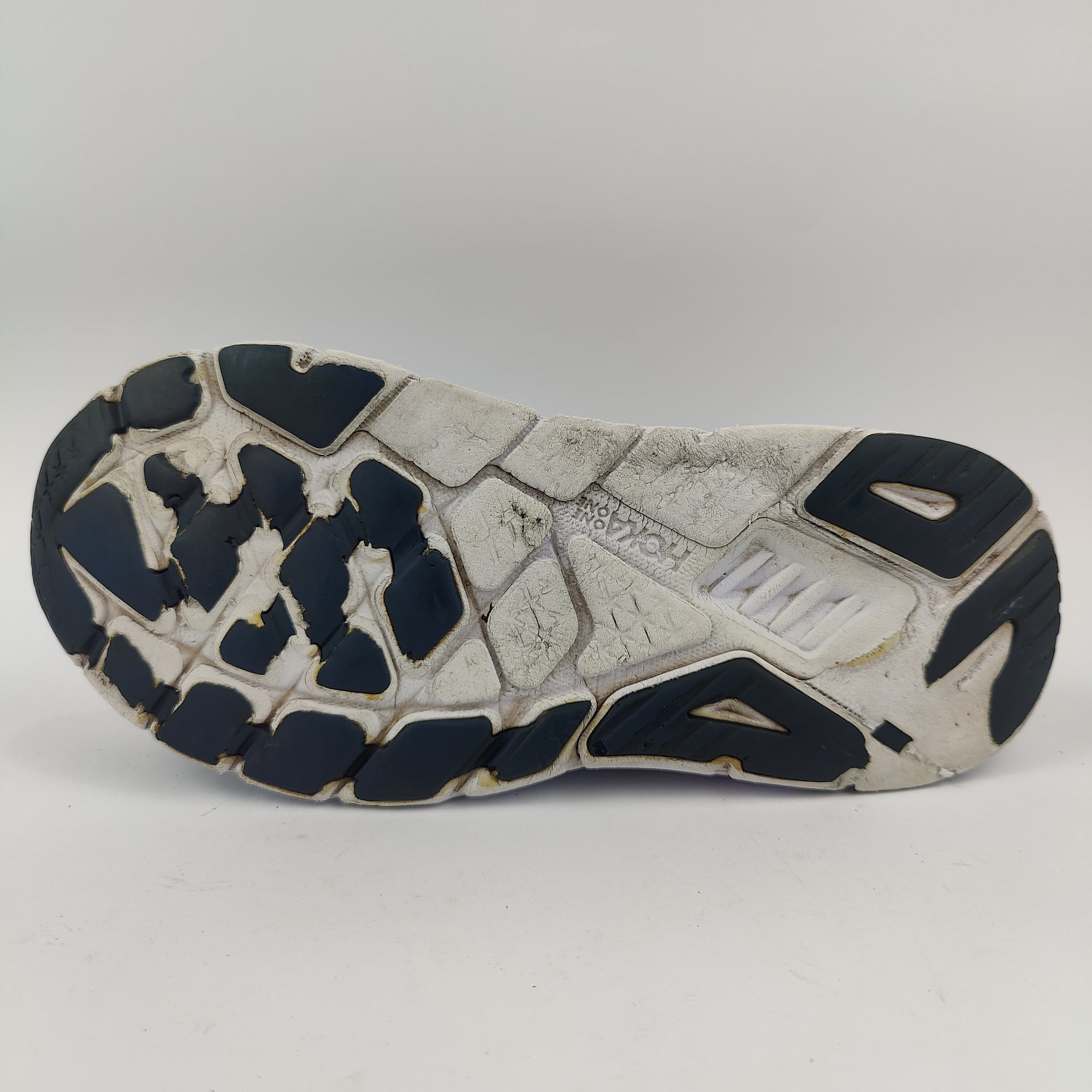 HOKA Arahi 6 (UK/PK 8) - 42 | Excellent