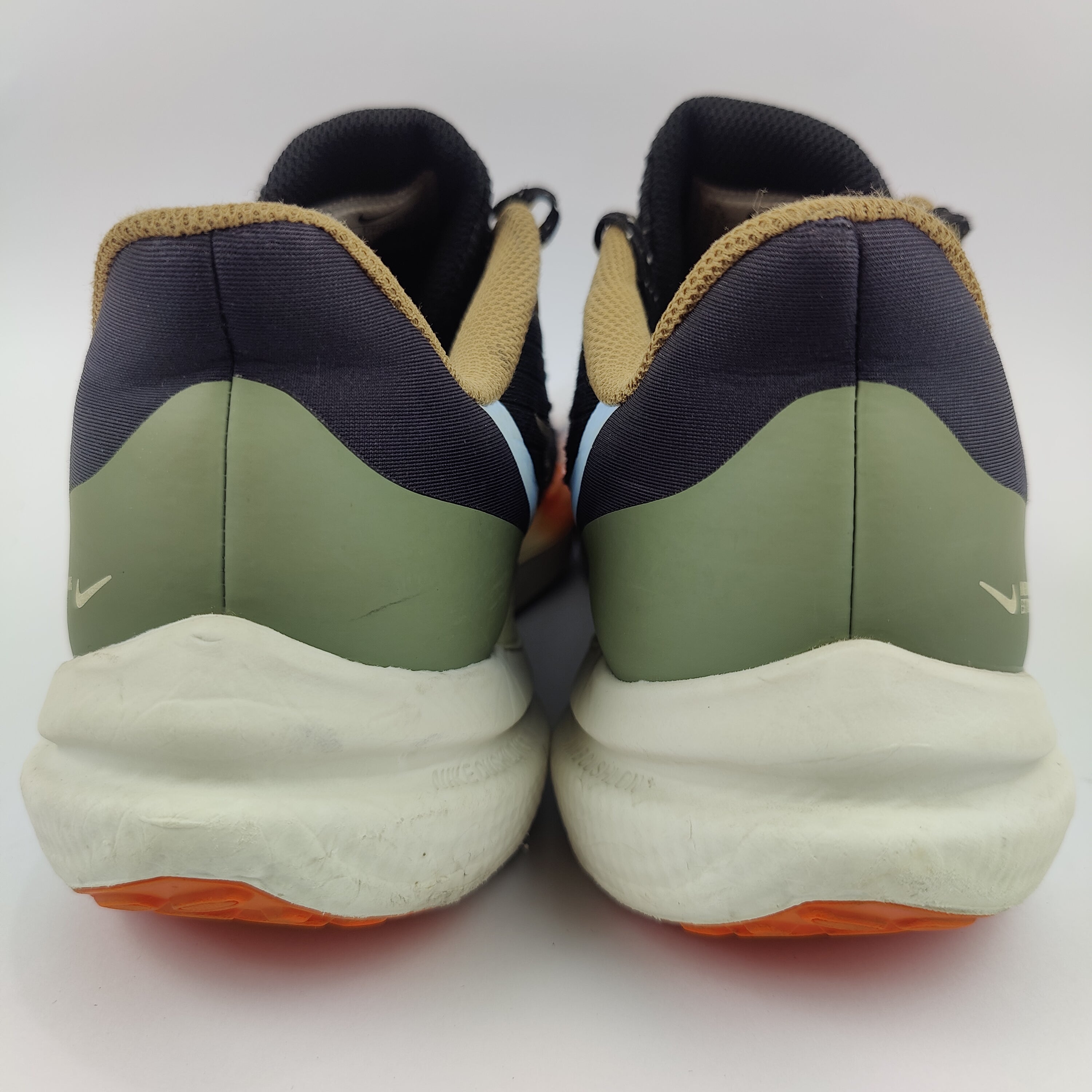 Nike Air Winflo 9 (UK/PK 9.5) - 44.5 | Excellent