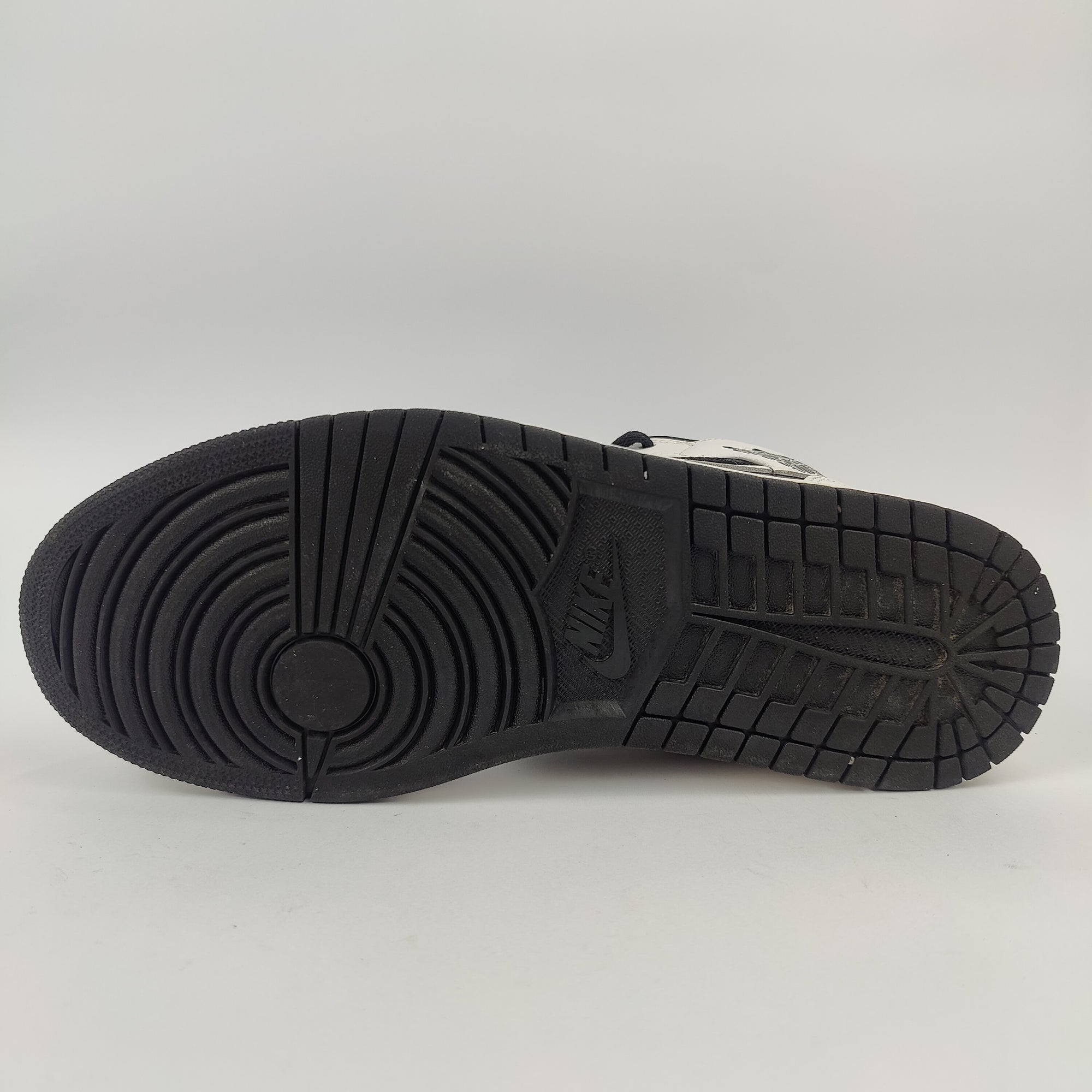 Nike Air Jordan 1 (UK/PK 9) - 44 | Prime
