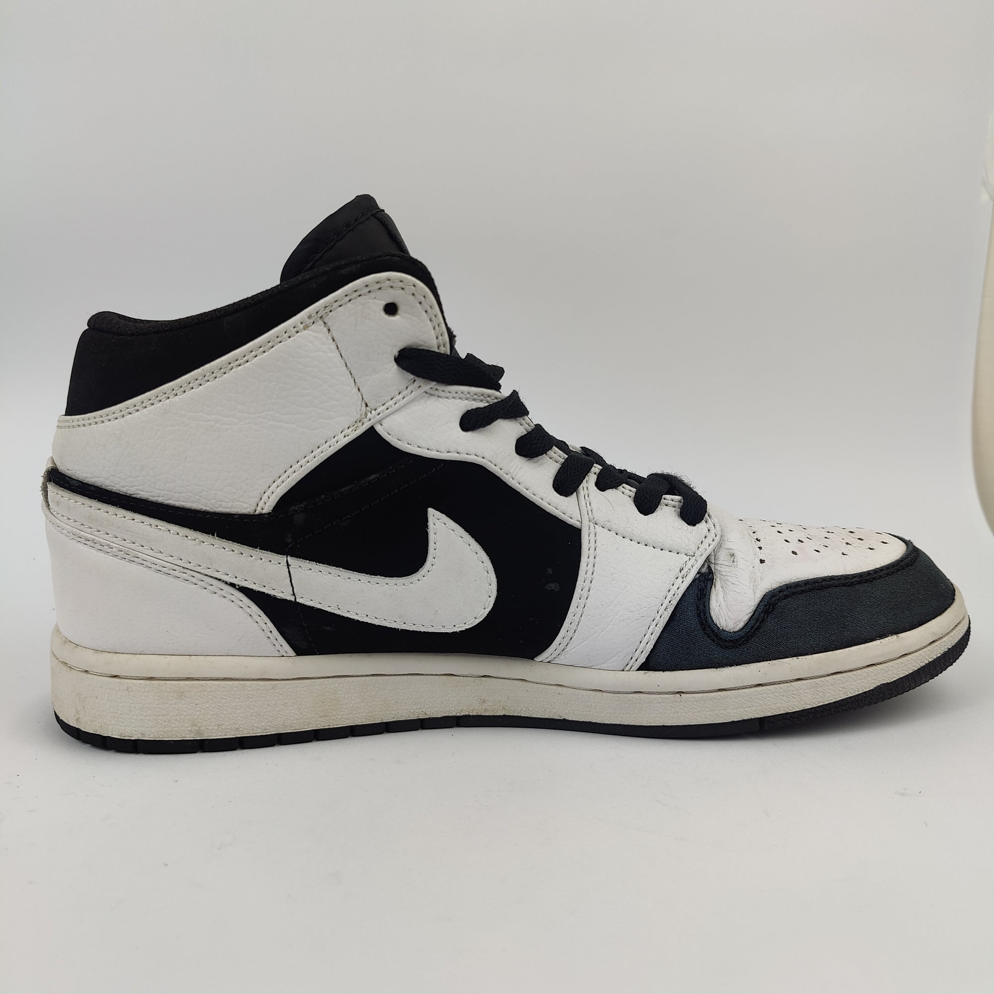 Nike Air Jordan 1 (UK/PK 9) - 44 | Prime