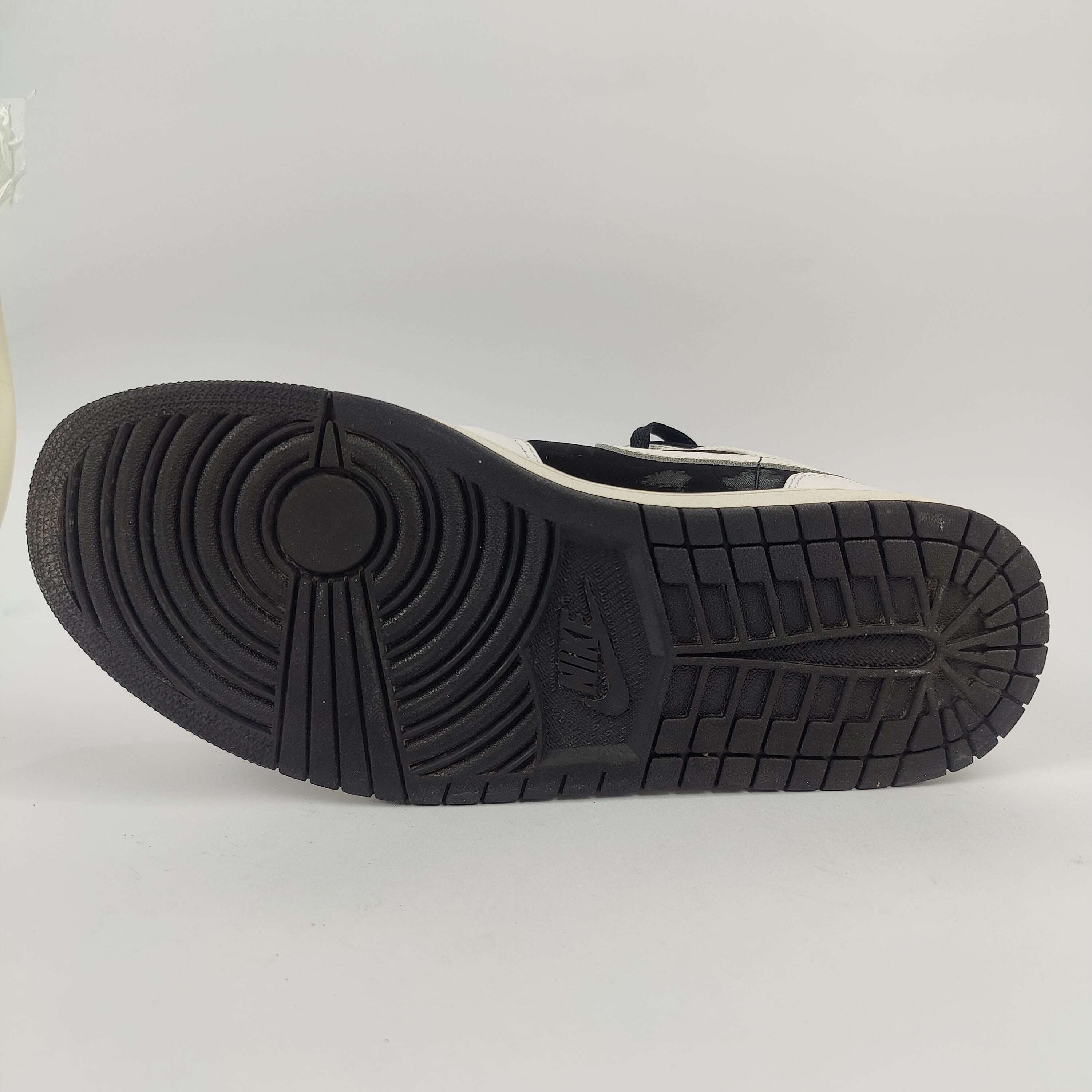Nike Air Jordan 1 (UK/PK 9) - 44 | Prime