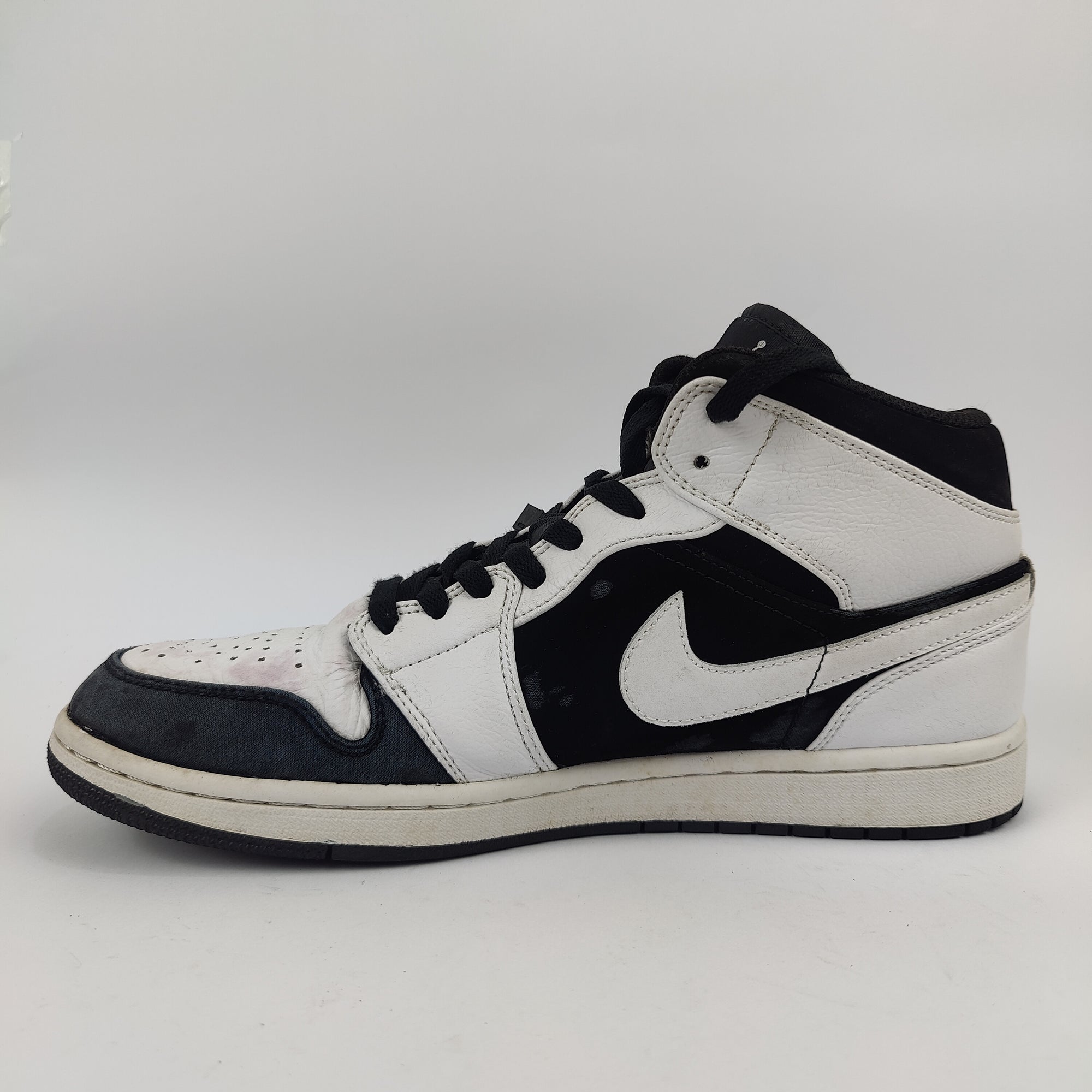 Nike Air Jordan 1 (UK/PK 9) - 44 | Prime