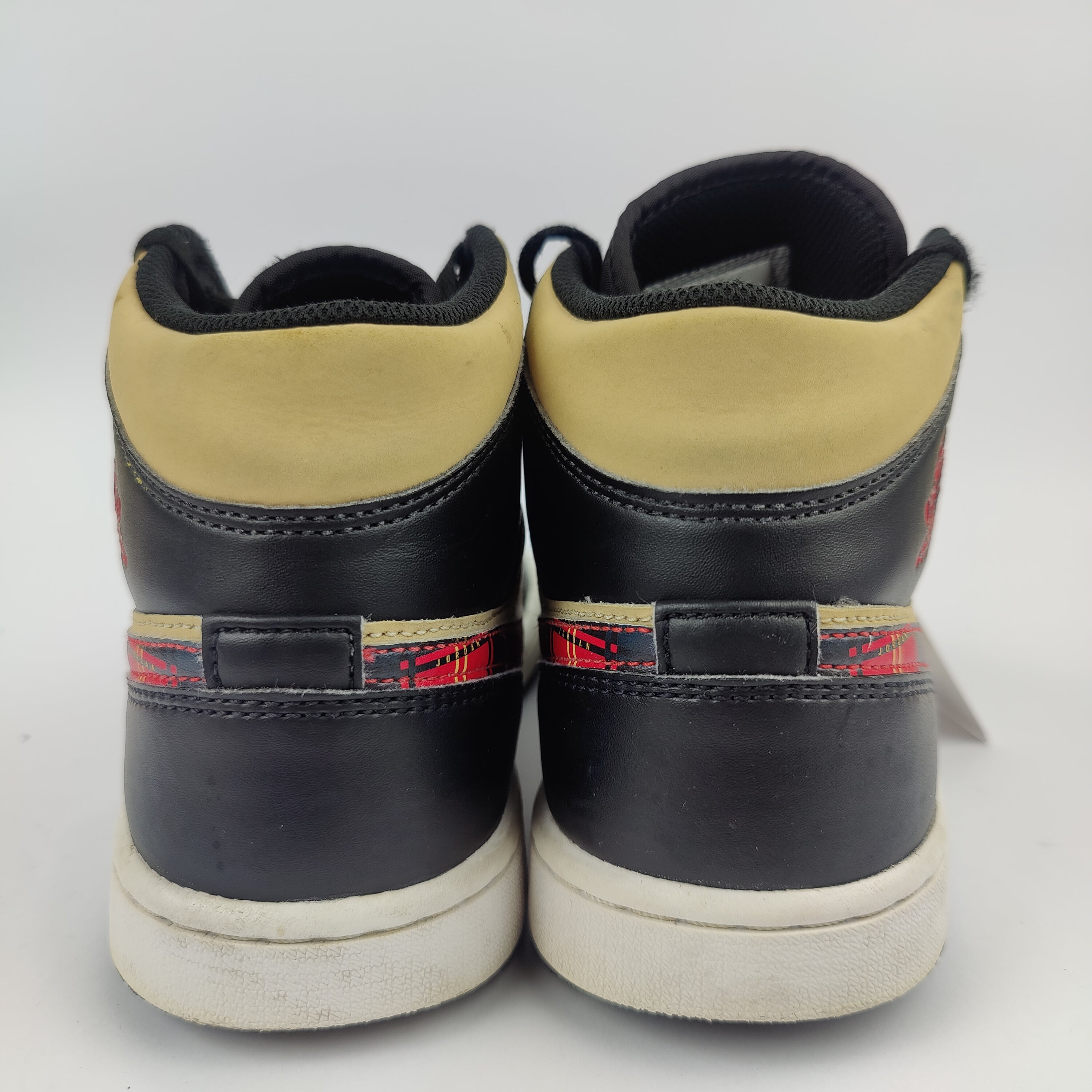 Nike Air Jordan 1 (UK/PK 7) - 41 | Excellent
