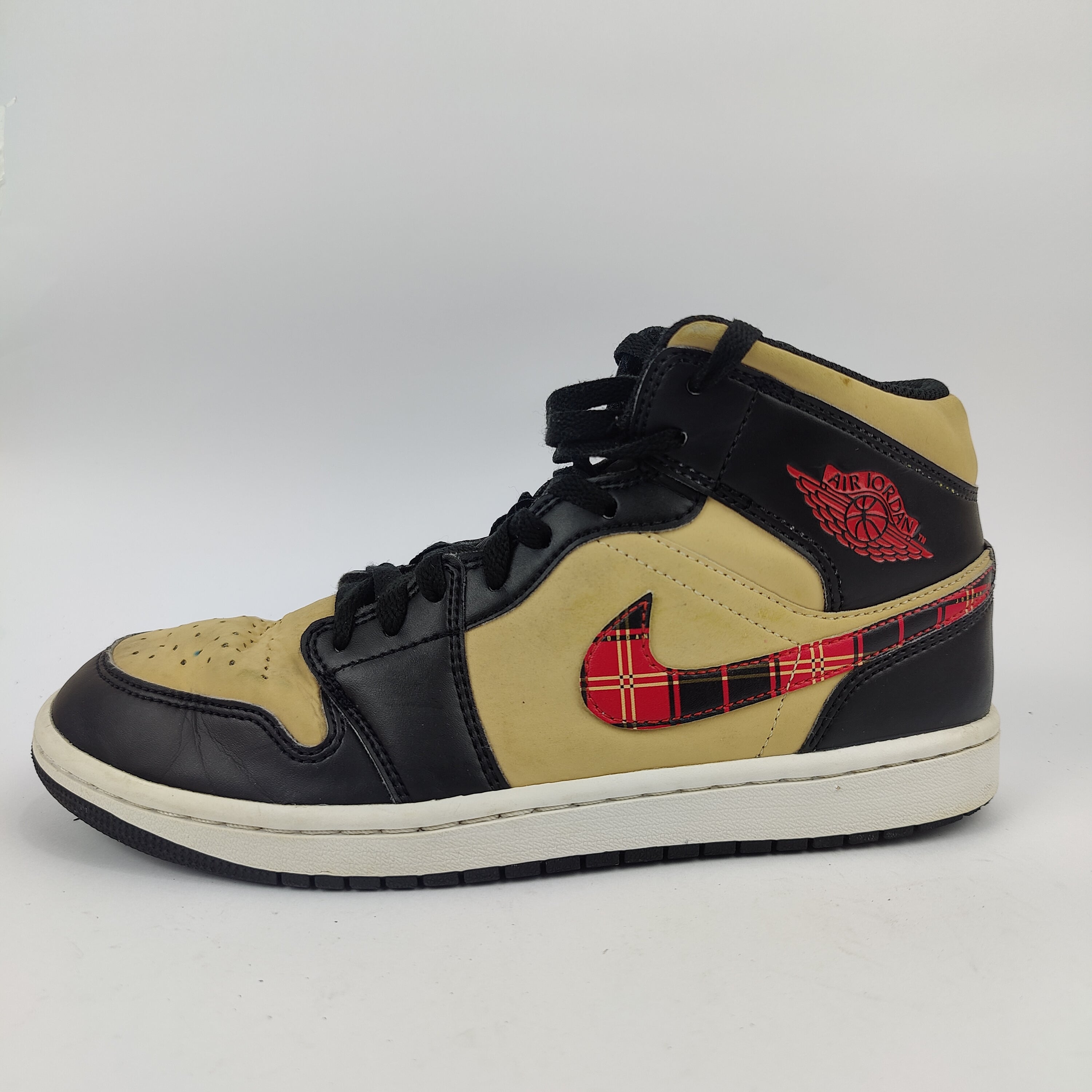 Nike Air Jordan 1 (UK/PK 7) - 41 | Excellent