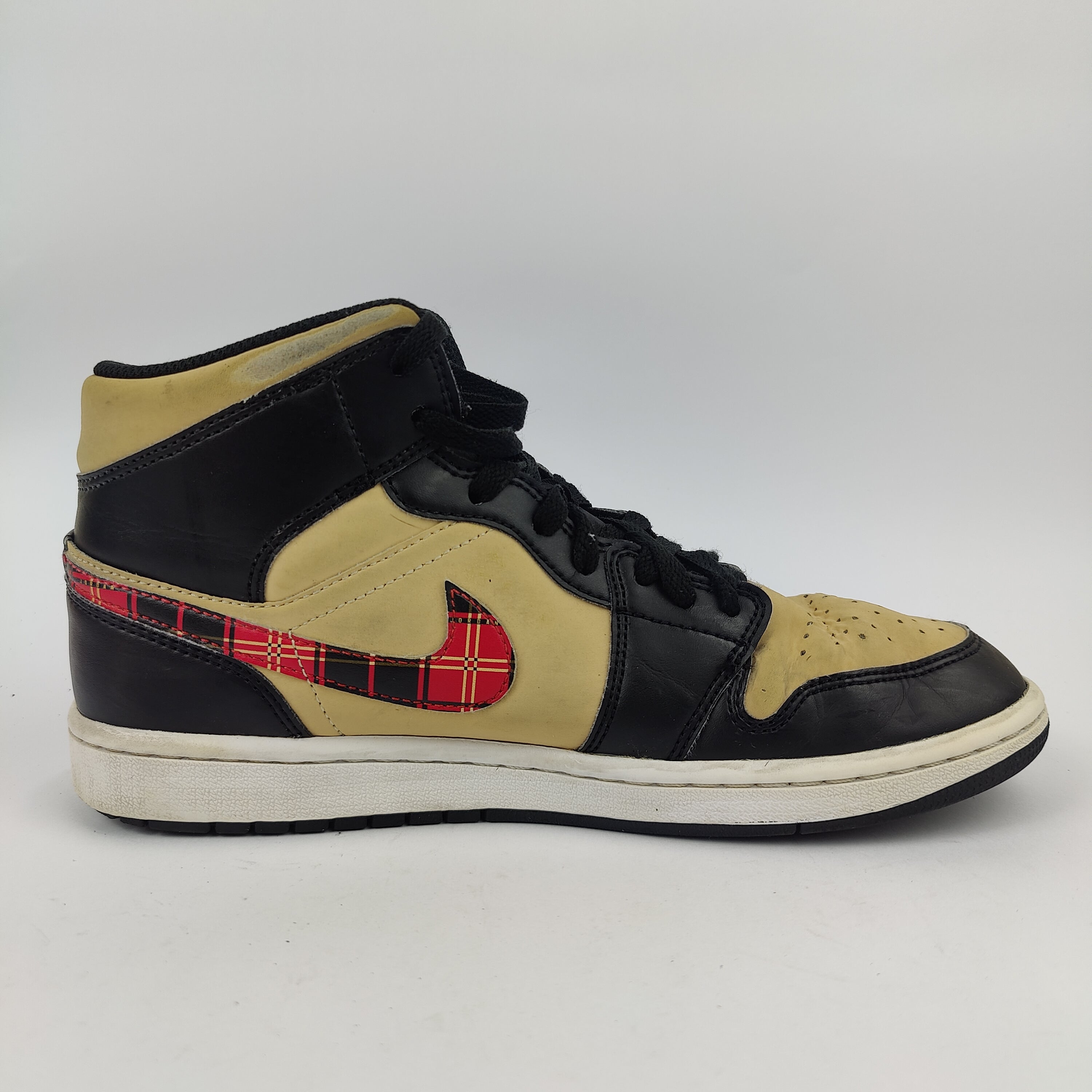 Nike Air Jordan 1 (UK/PK 7) - 41 | Excellent