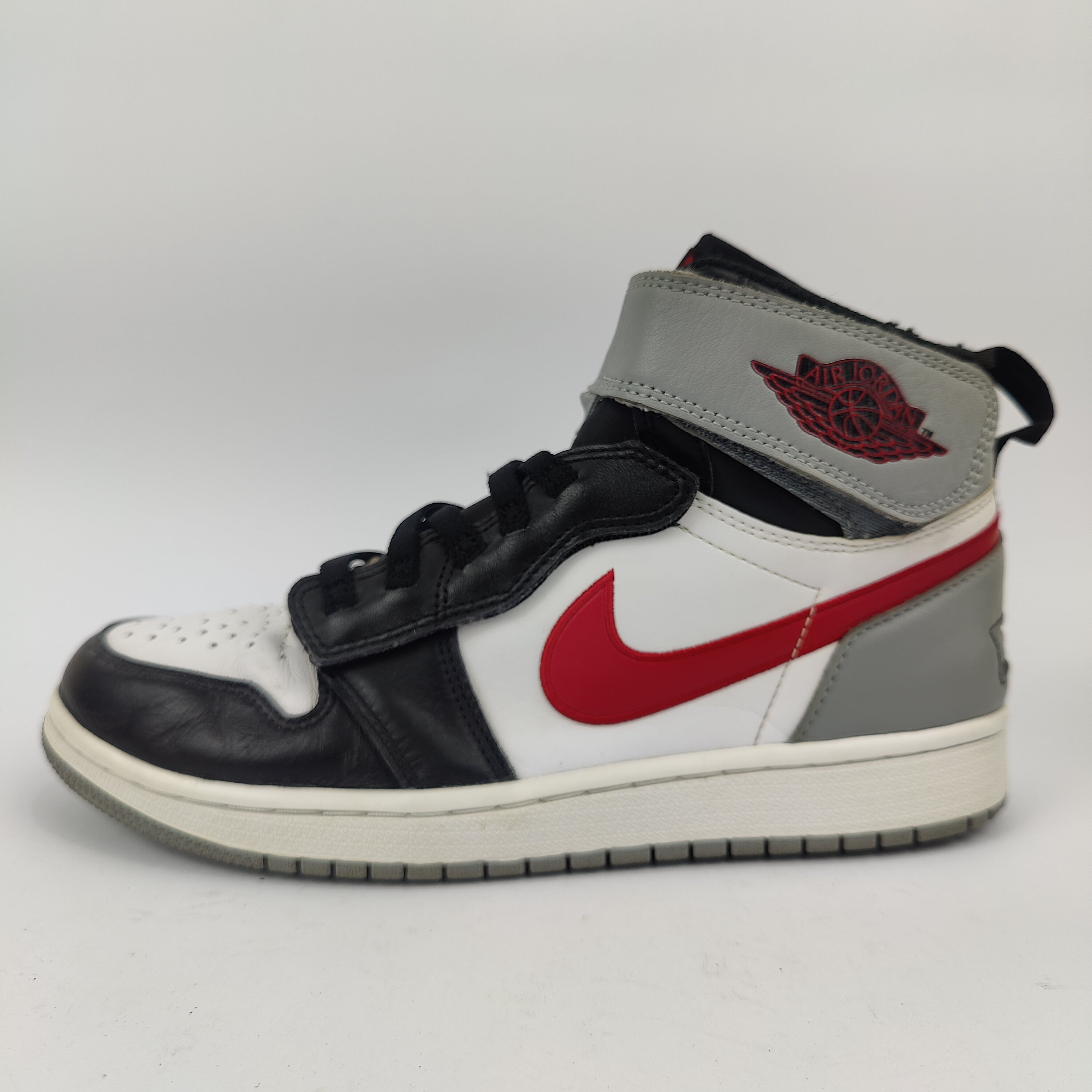 Nike Air Jordan 1 High FlyEase (UK/PK 7.5) - 42 | Prime