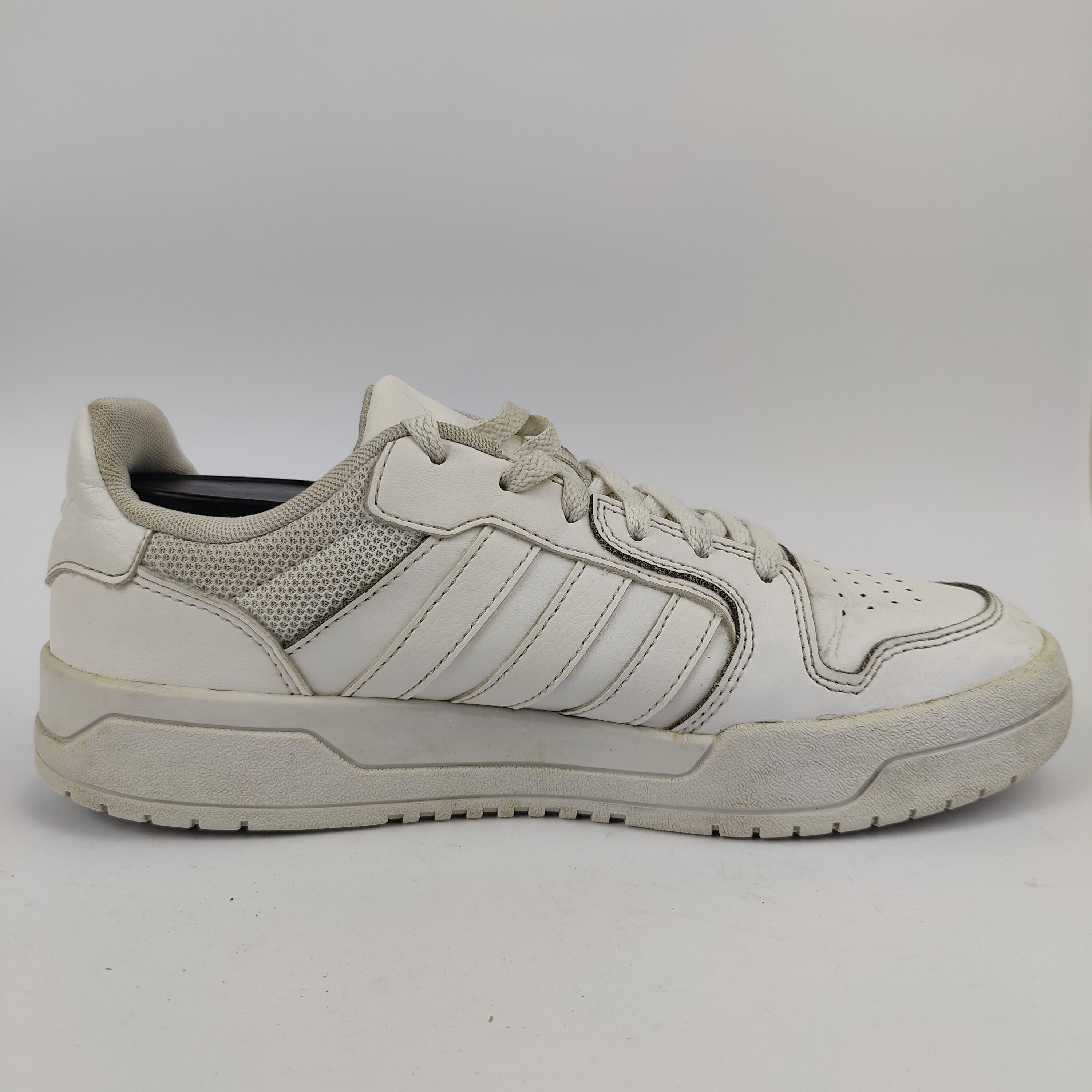 Adidas Entrap Cloud Sneakers (UK/PK 7.5) - 41.5 | Excellent