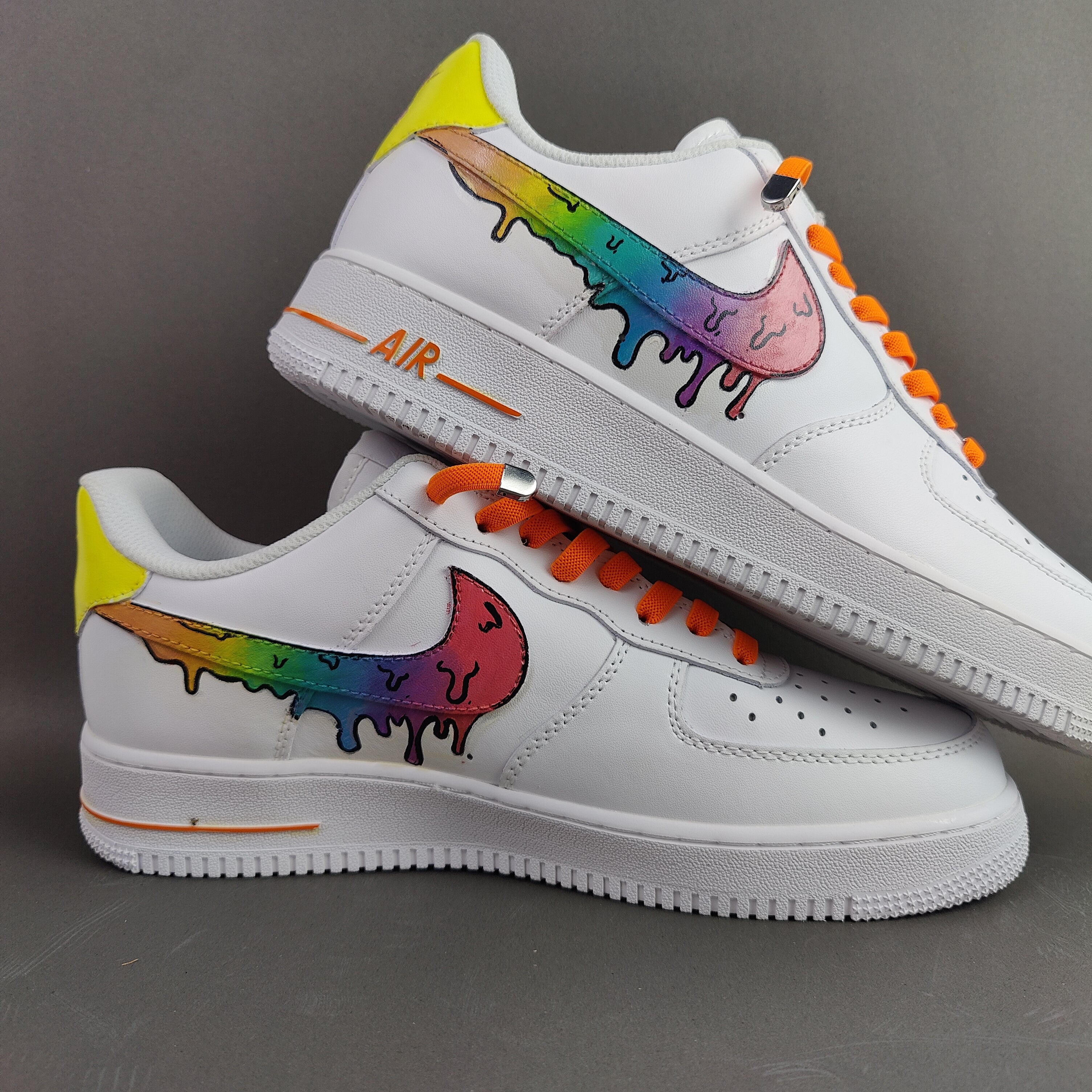 Dripping Rainbow - Slip On Lace Technology