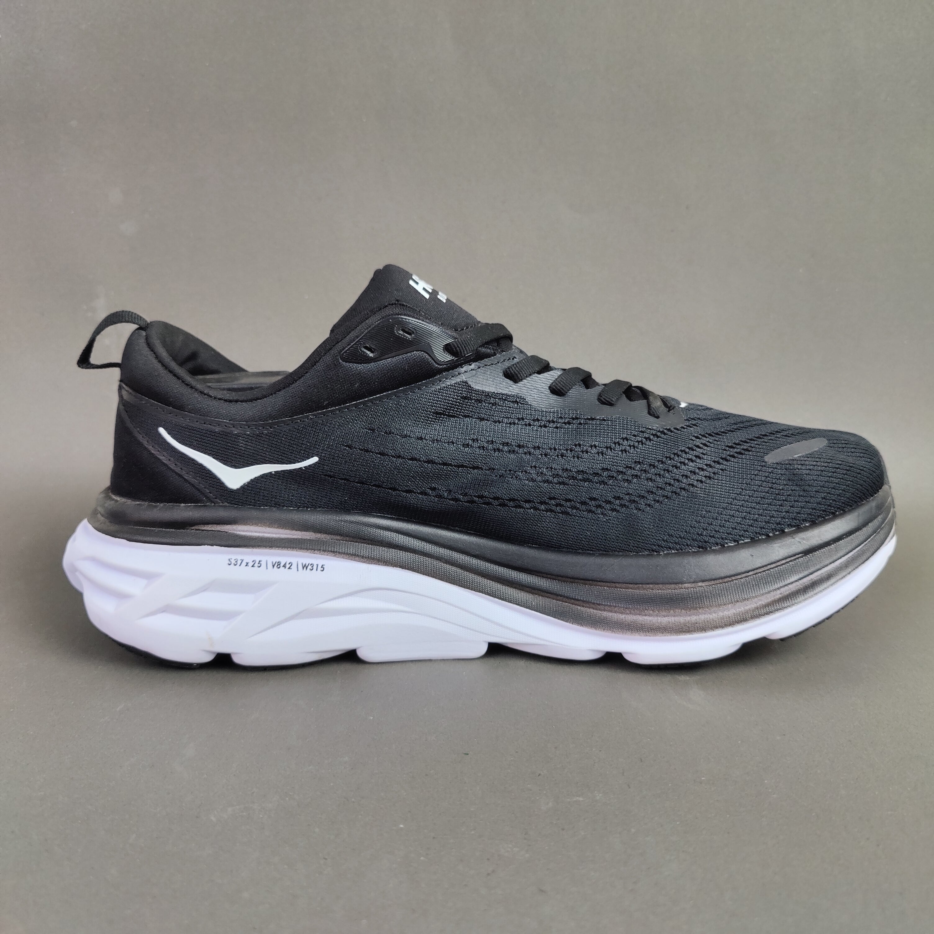 HOKA Bondi 8 (Dot Perfect) - Black - Multiple Sizes