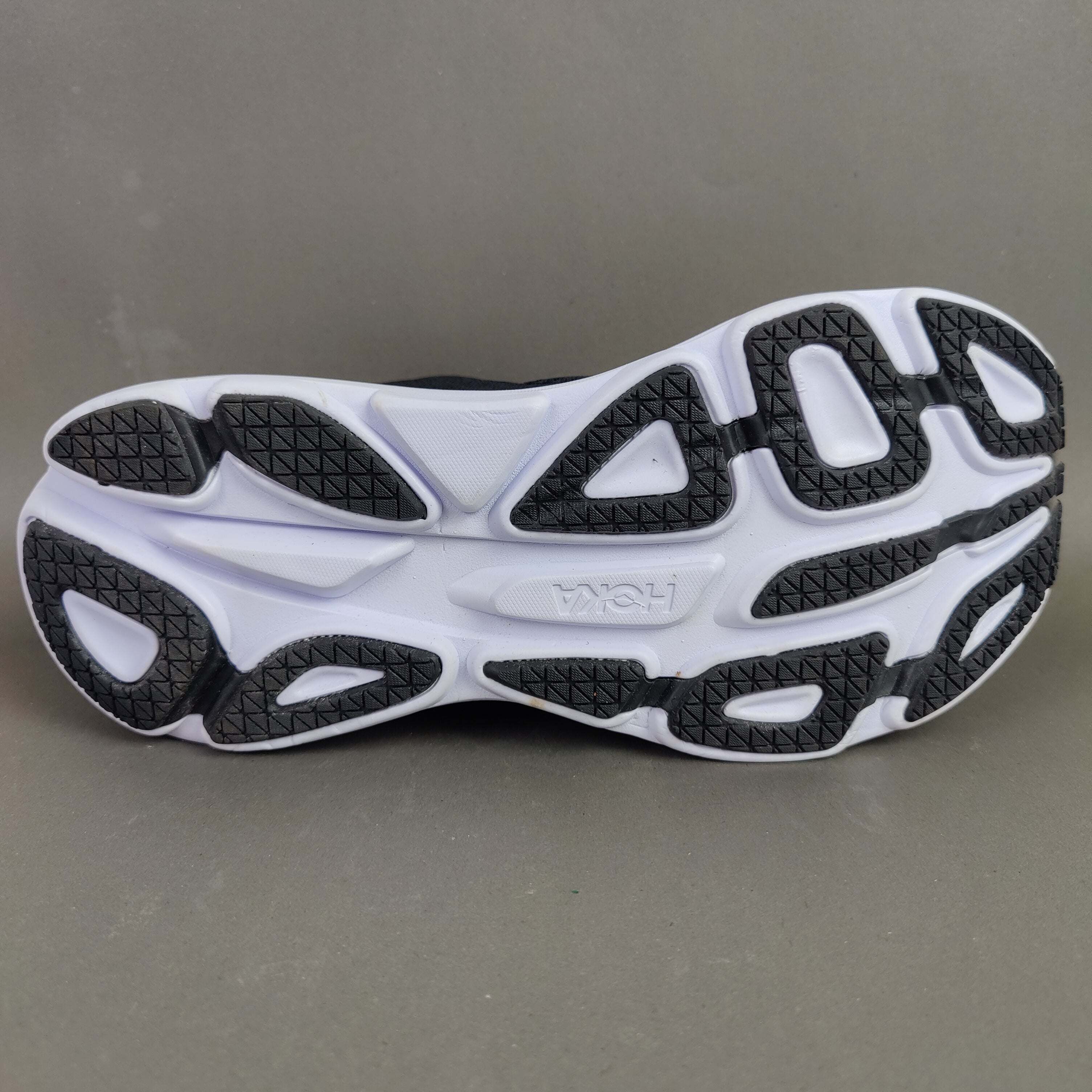 HOKA Bondi 8 (Dot Perfect) - Black - Multiple Sizes