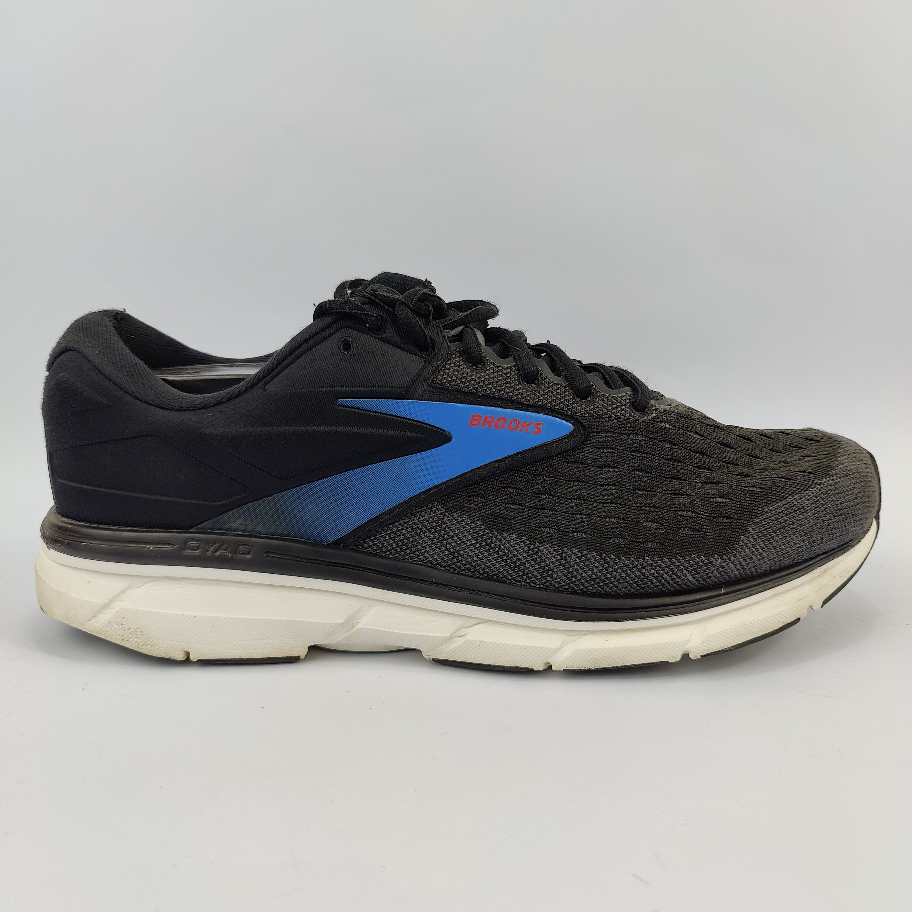 Brooks Dyad 11 (UK/PK 10) - 45 | Excellent