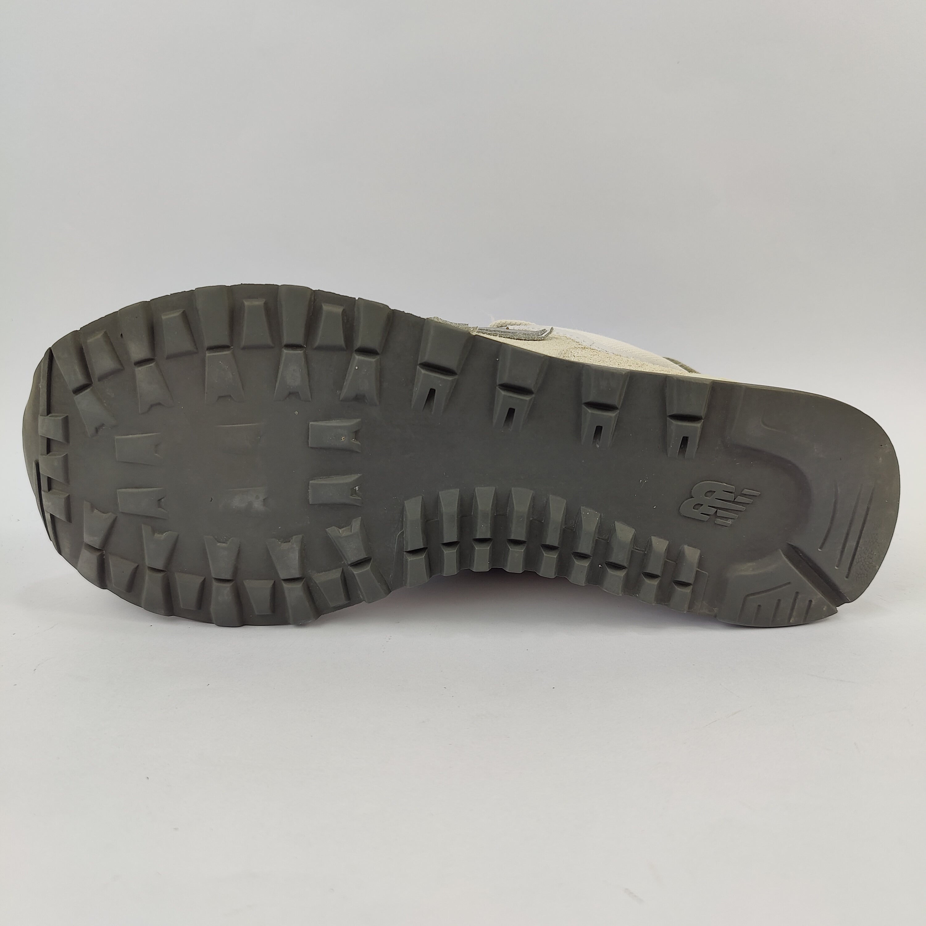 New Balance 574 (UK/PK 7) - 40.5 | Excellent