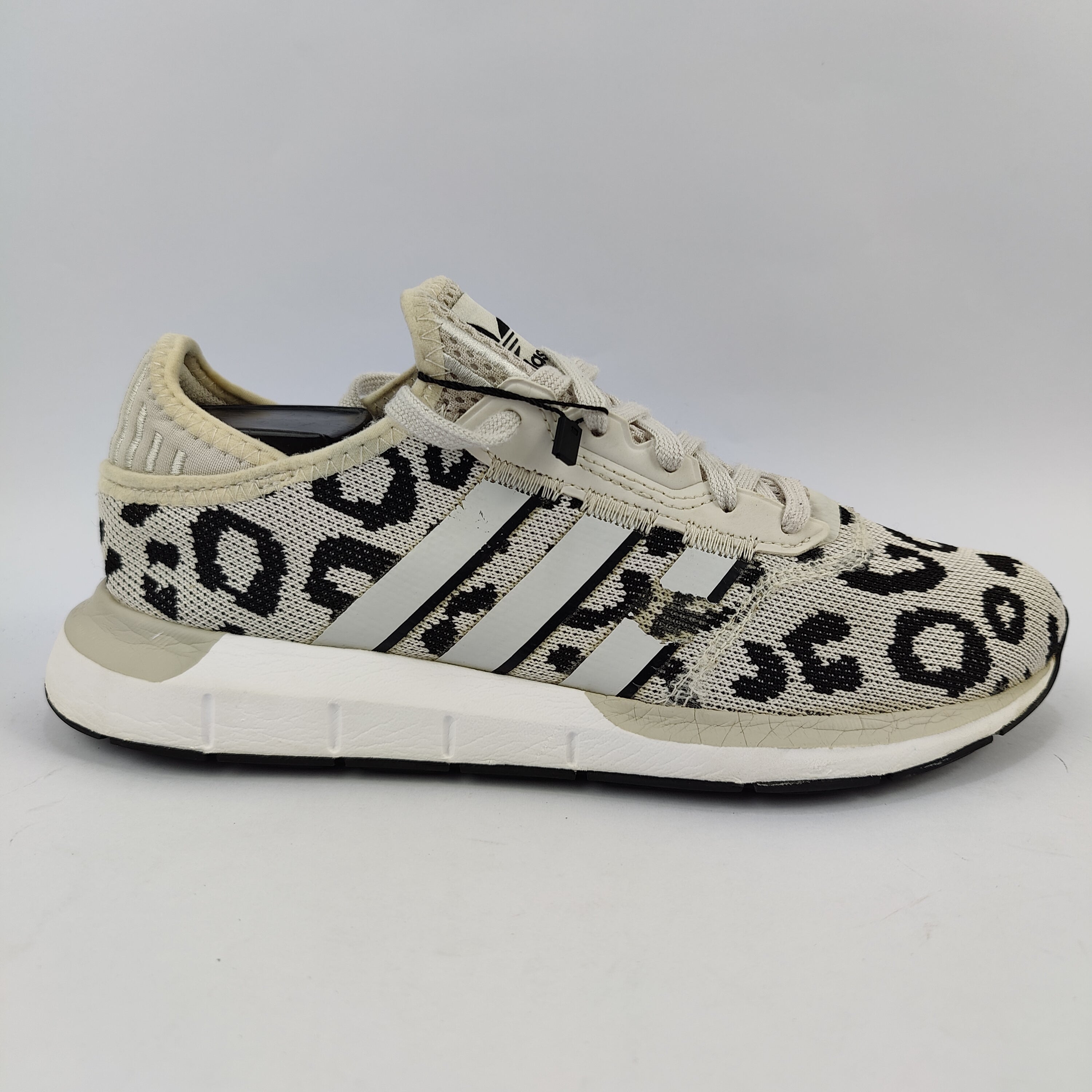 Adidas Swift Run X (UK/PK 6.5) - 40 | Excellent