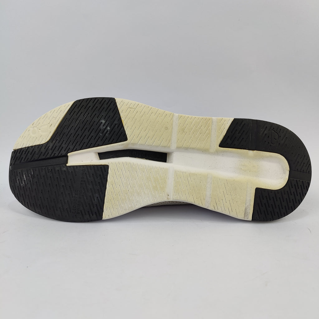 On Cloudeasy (UK/PK 7.5) - 41 | Excellent