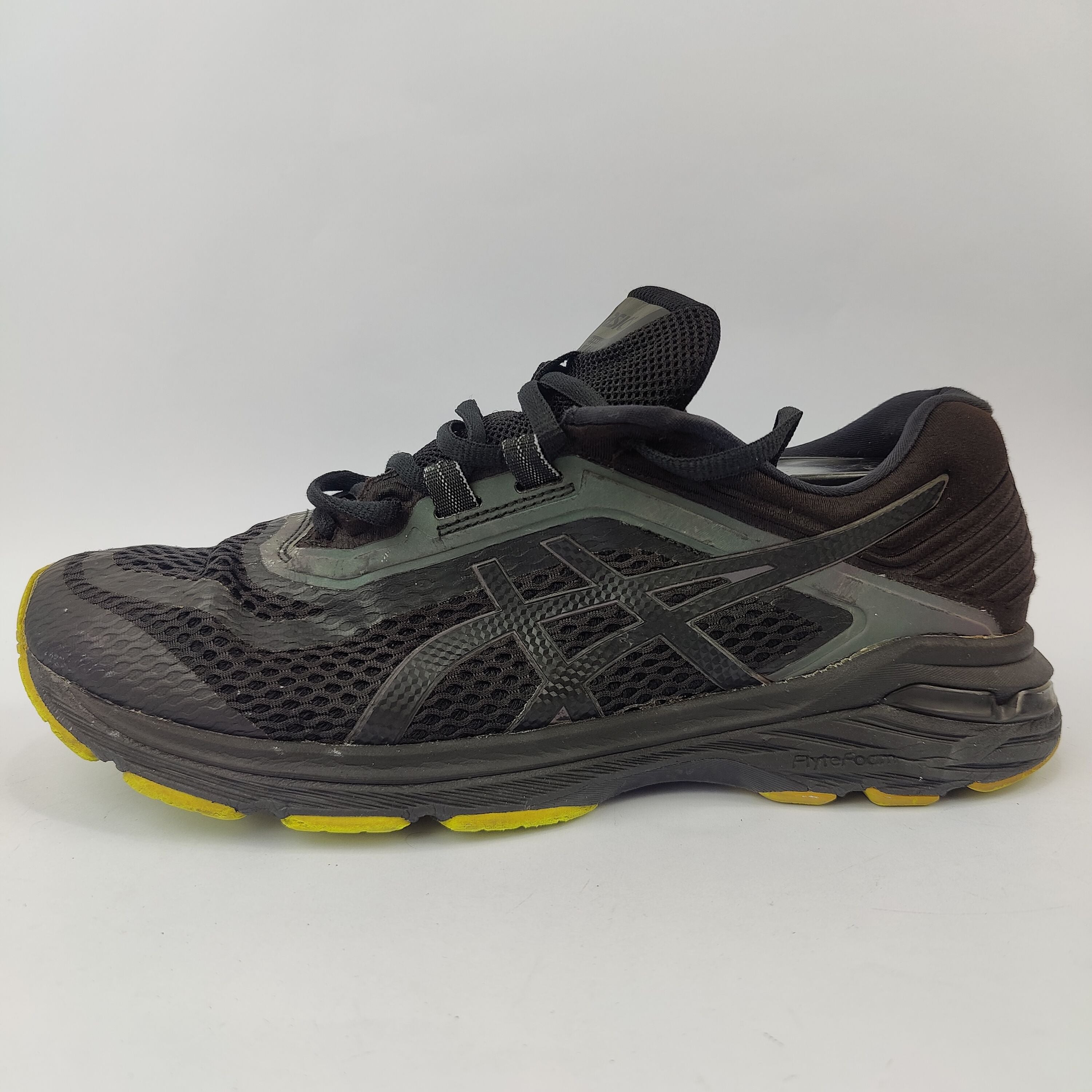 ASICS GT 2000 6 (UK/PK 9) - 44 | Excellent