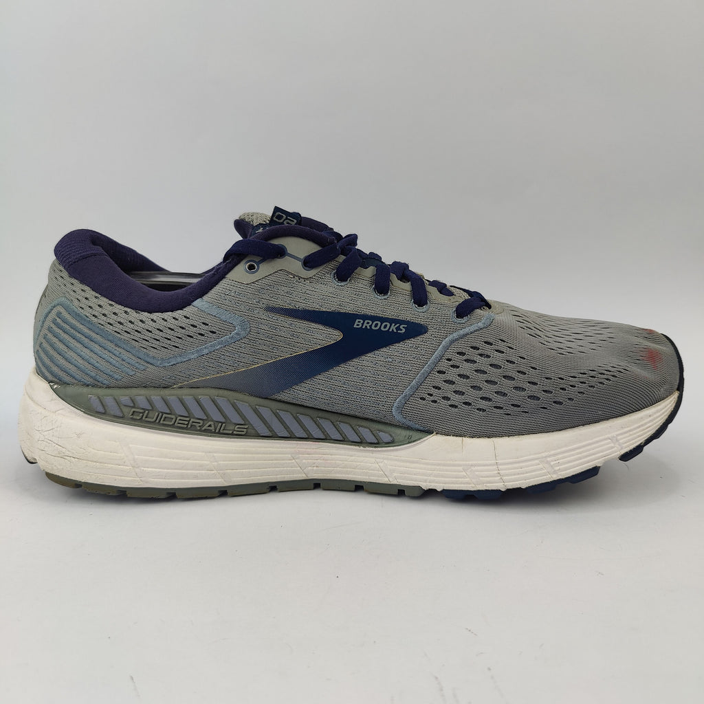 Brooks Beast 20 (UK/PK 9.5) - 44.5 | Excellent