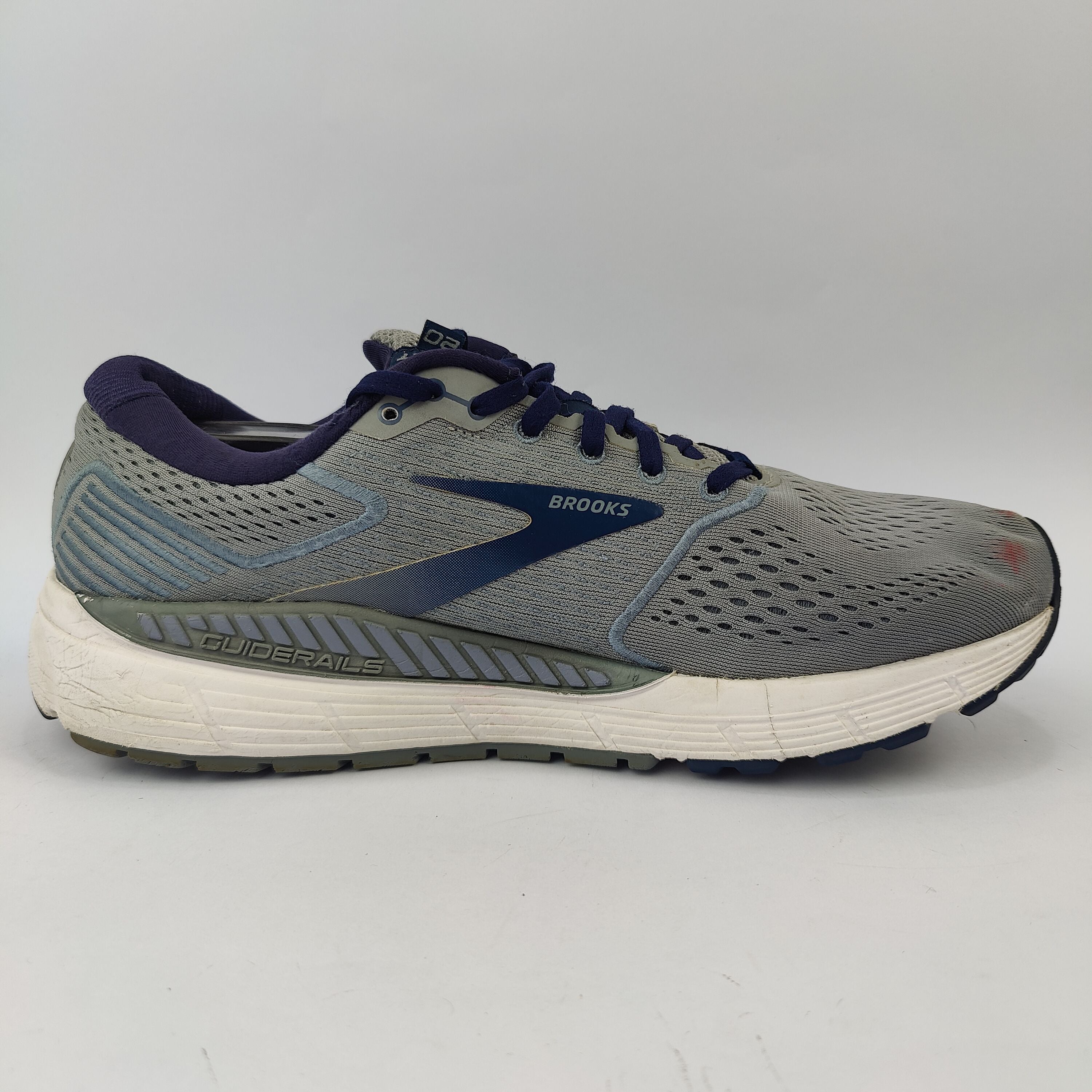 Brooks Beast 20 (UK/PK 9.5) - 44.5 | Excellent