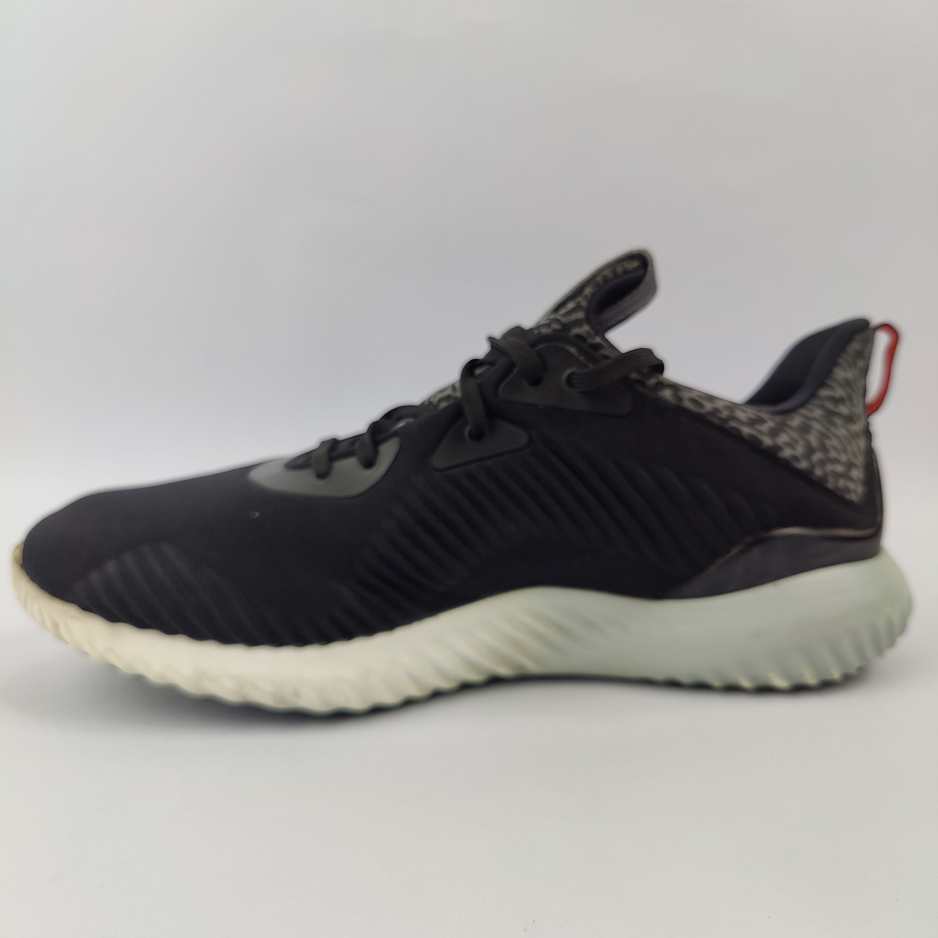 Adidas Alphabounce (UK/PK 9) - 43.5 | Excellent
