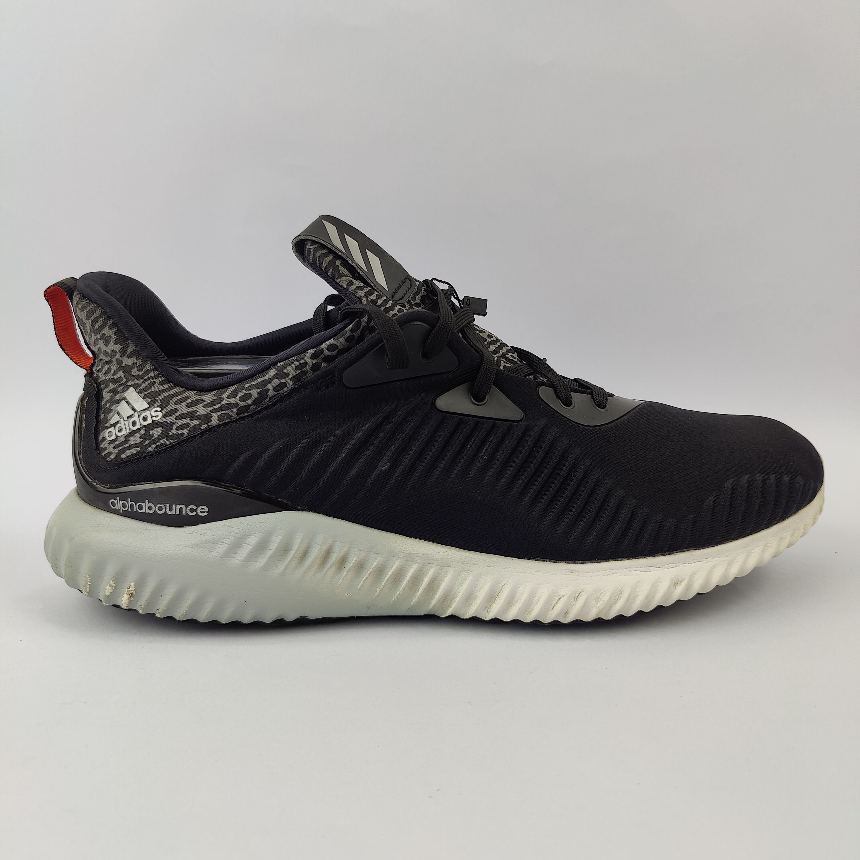 Adidas Alphabounce (UK/PK 9) - 43.5 | Excellent