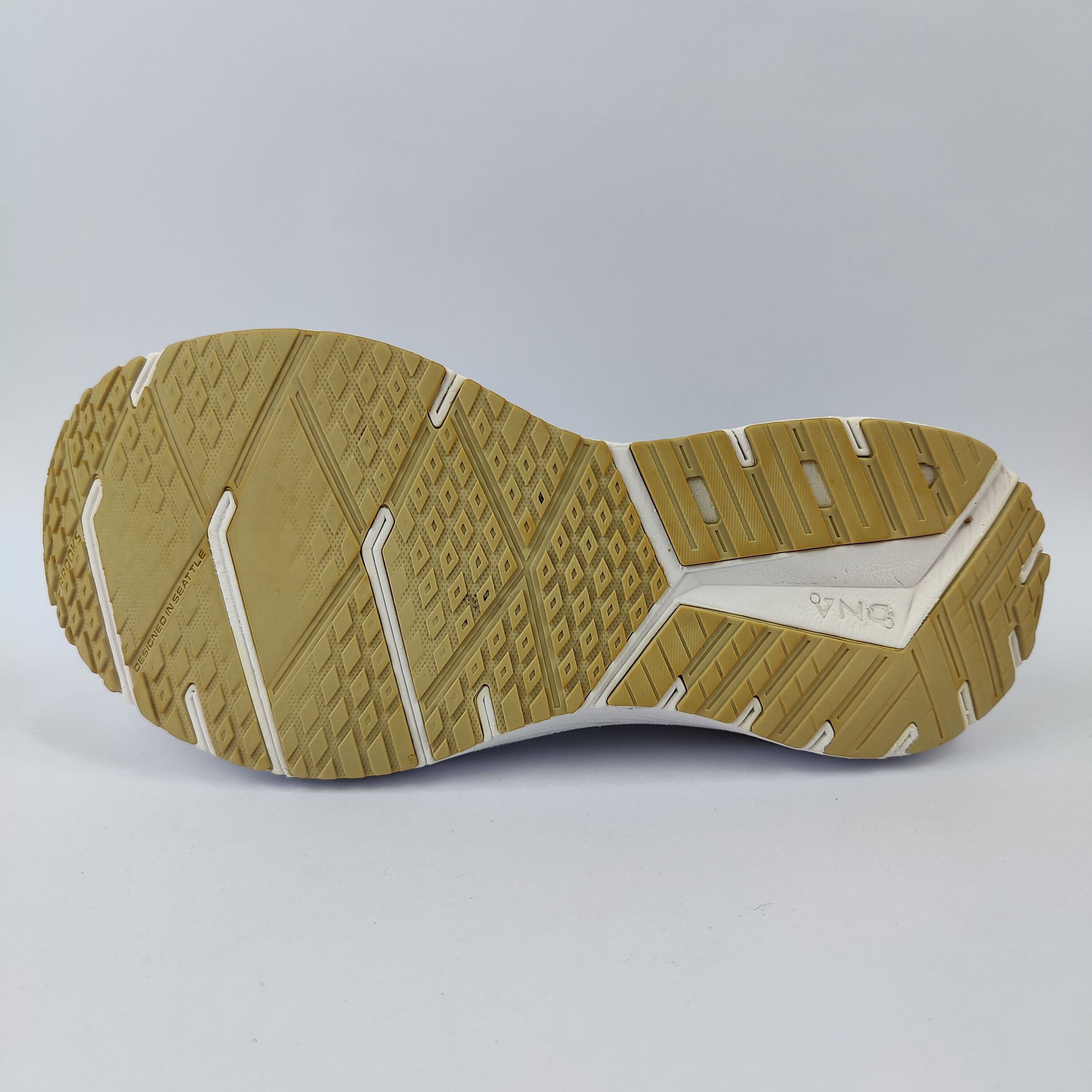 Brooks Revel 6 (UK/PK 7) - 40.5 | Excellent