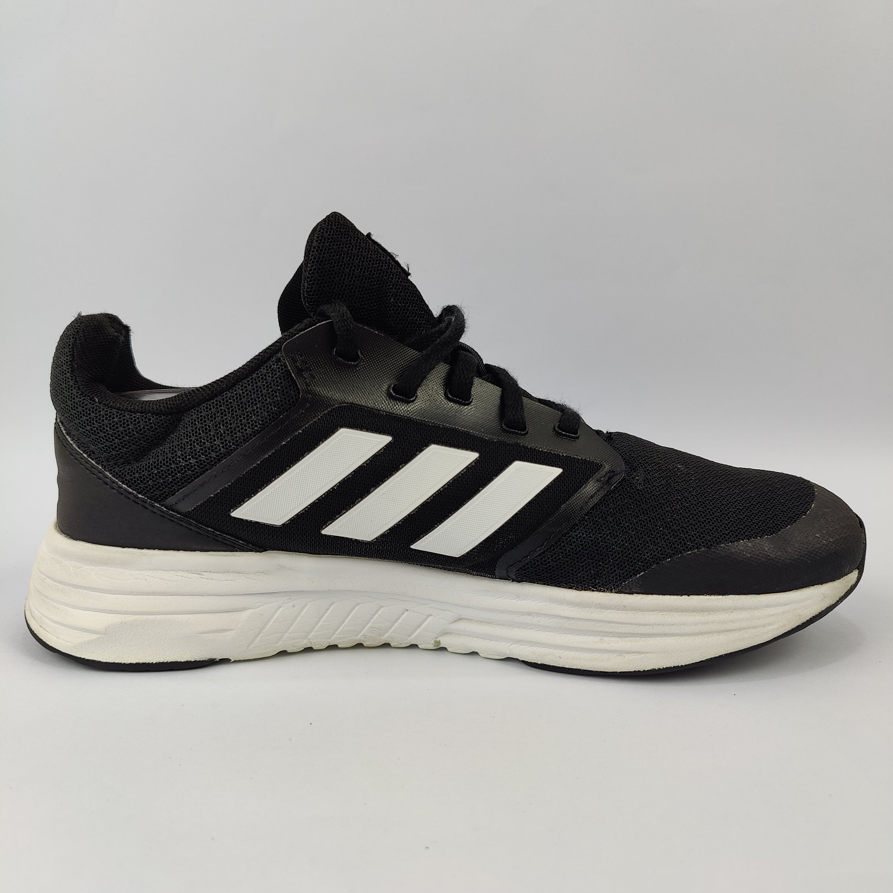 Adidas Galaxy 5 (UK/PK 8) - 42 | Excellent