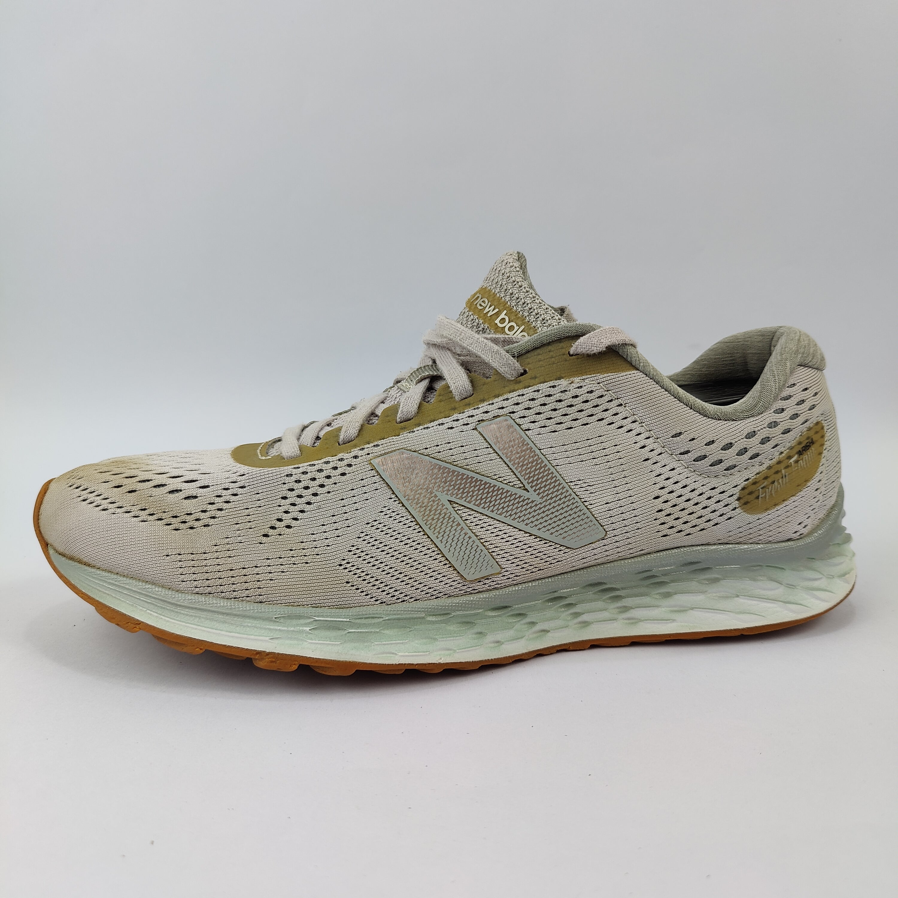 New Balance Fresh Foam Arishi (UK/PK 7.5) - 41.5| Brilliant
