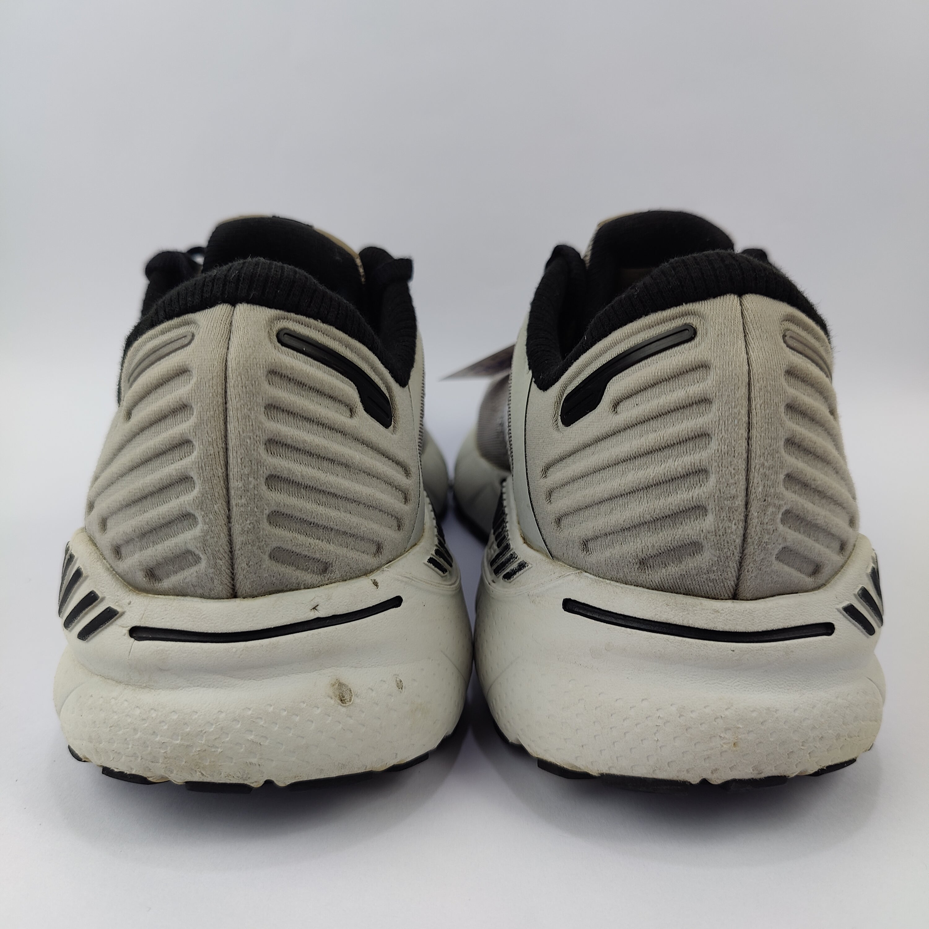 Brooks Adrenalin GTS 22 (UK/PK 9) - 44 | Excellent