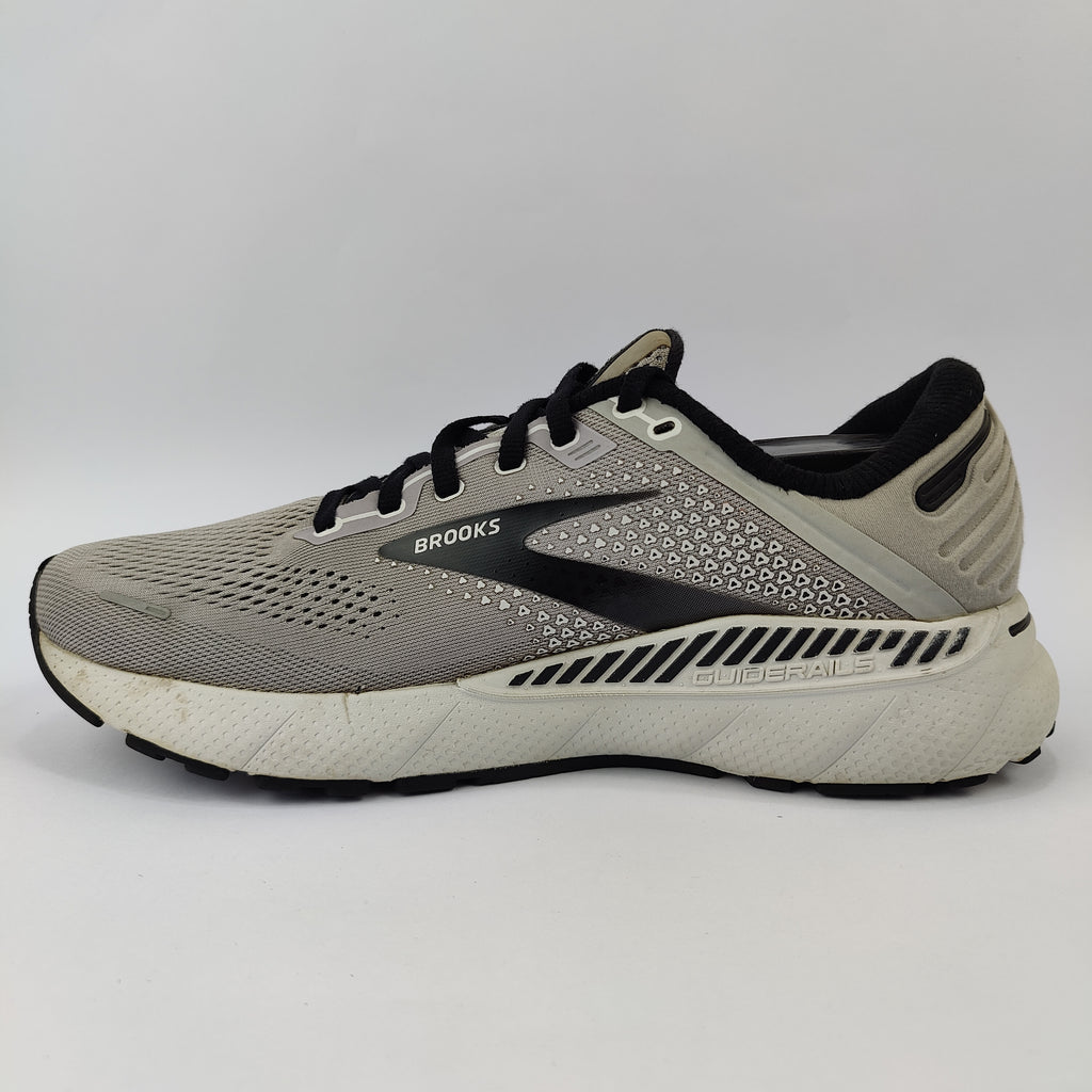 Brooks Adrenalin GTS 22 (UK/PK 9) - 44 | Excellent