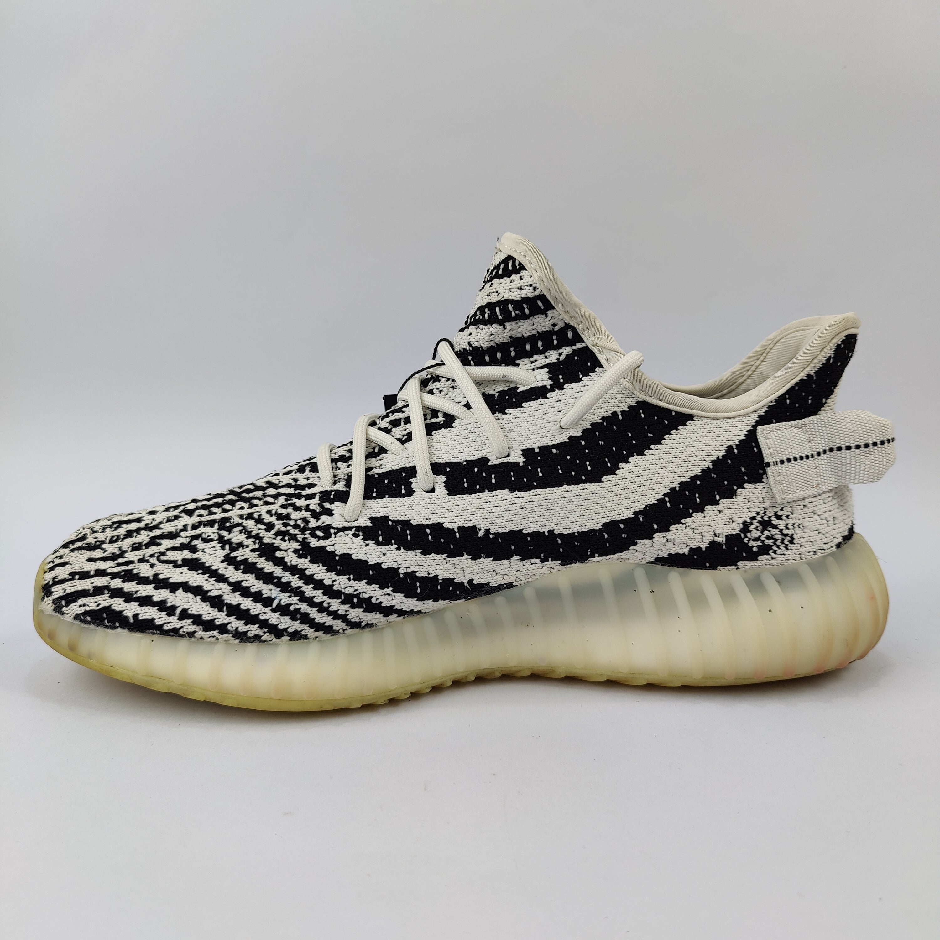 Adidas Yeezy Boost 350 (UK/PK 8) - 42 | Excellent