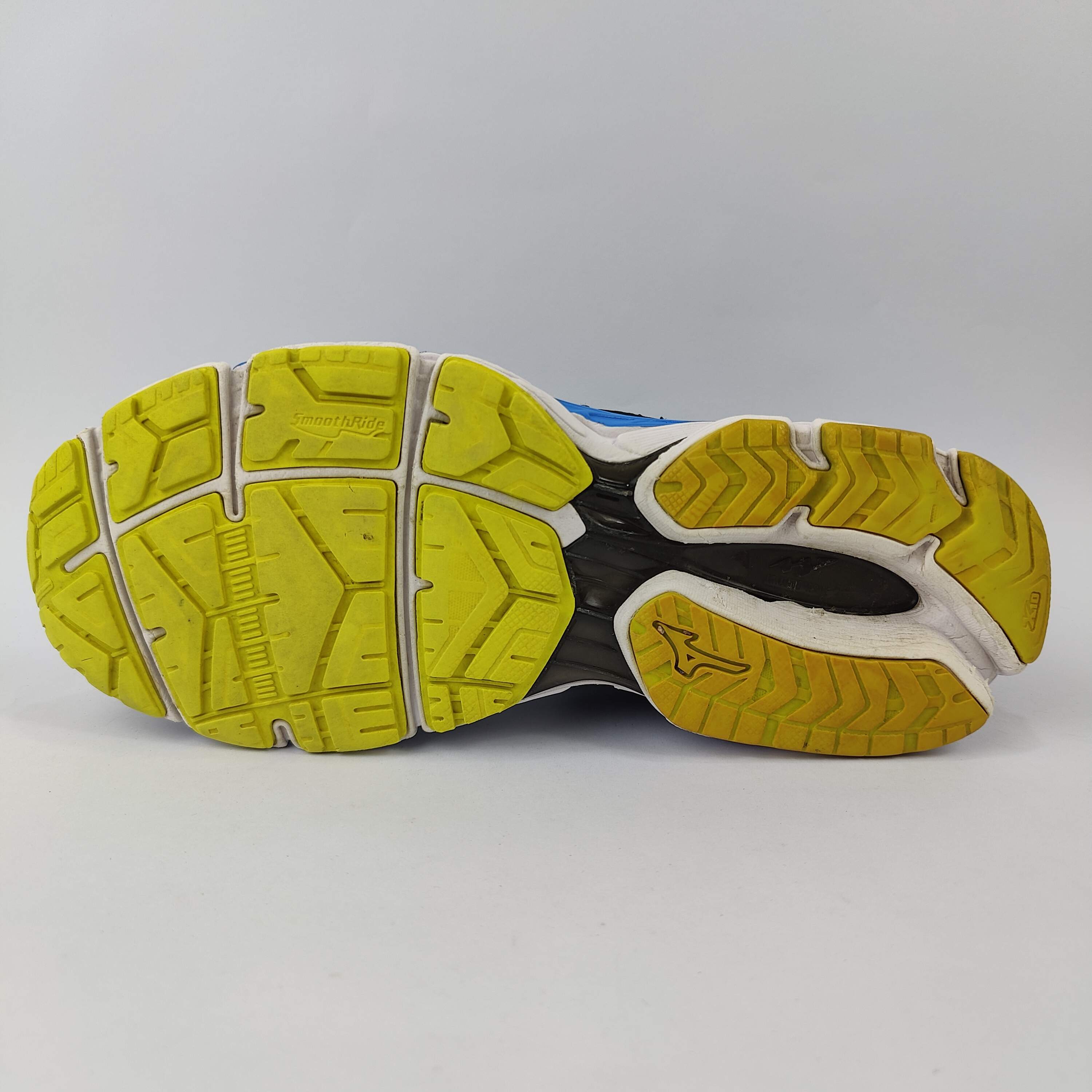 Mizuno Wave Altima 9 (UK/PK 9) - 43 | Excellent