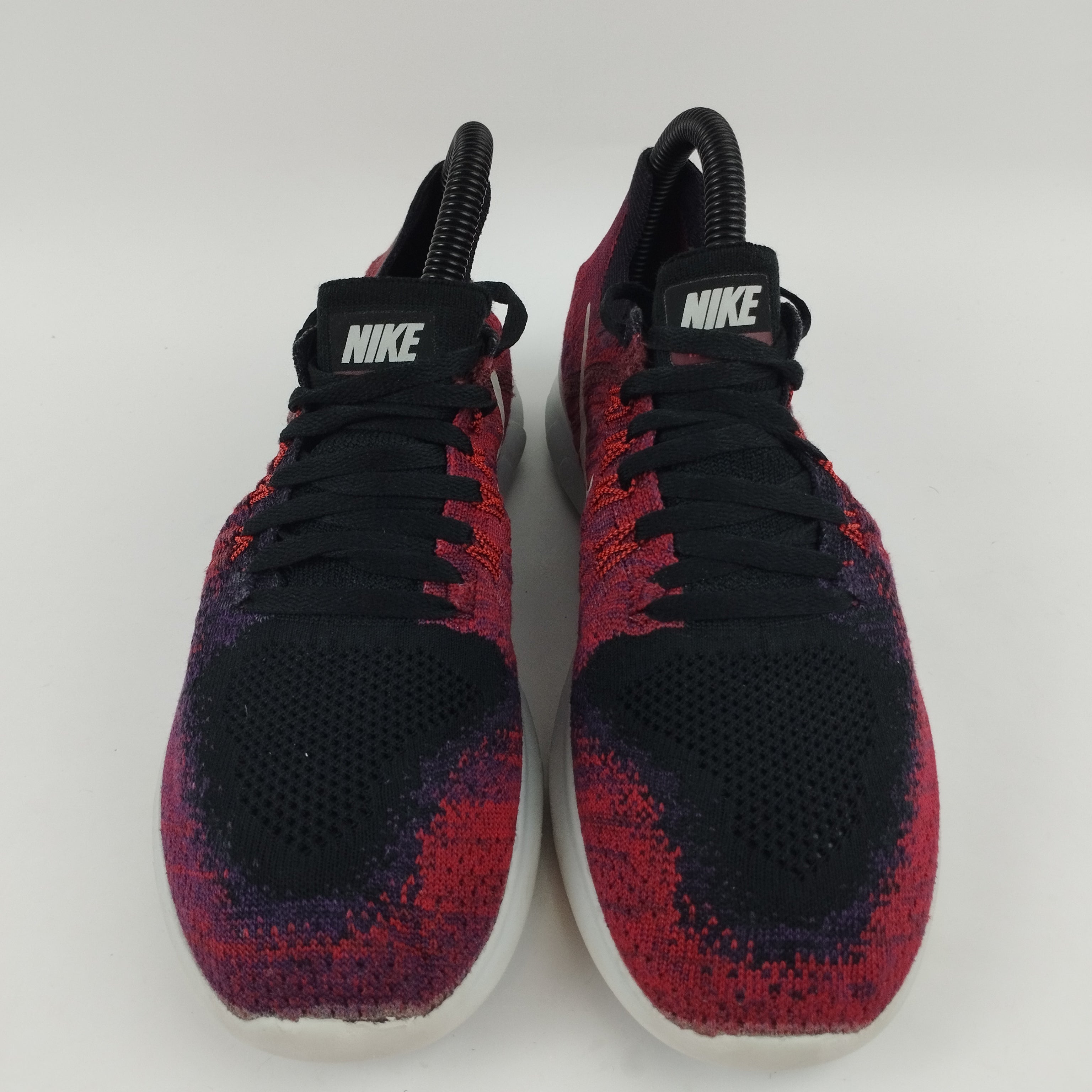 Flyknit red hotsell